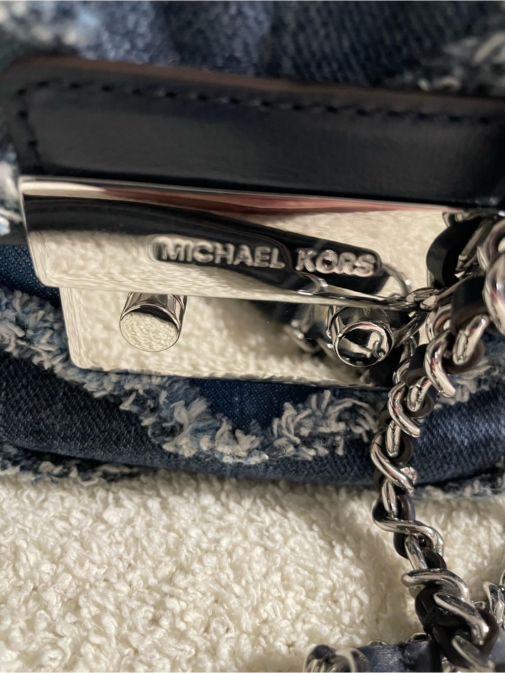 Michael Kors Two-Tone Blue Frayed Denim Chain Crossbody - Picture 3 of 8